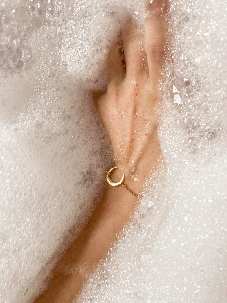 Manifesting With The Full Moon In Sobriety