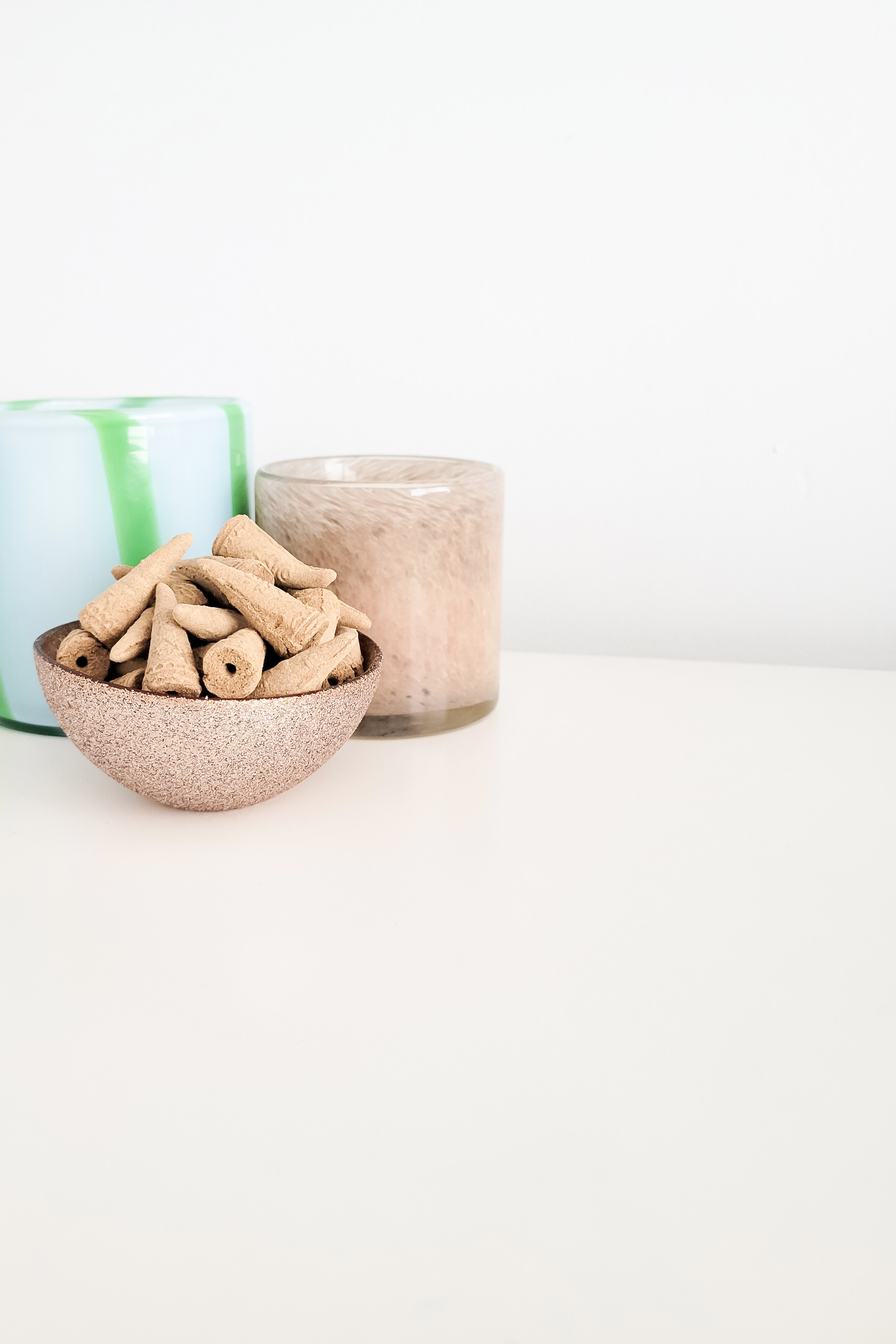 Try This Candle Releasing Spell To Remove Negative Energy 